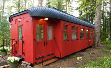 TaitoKatto mukana Huvila ja huussi -ohjelmassa: Historiallinen junavaunu sai uuden loiston käsityönä